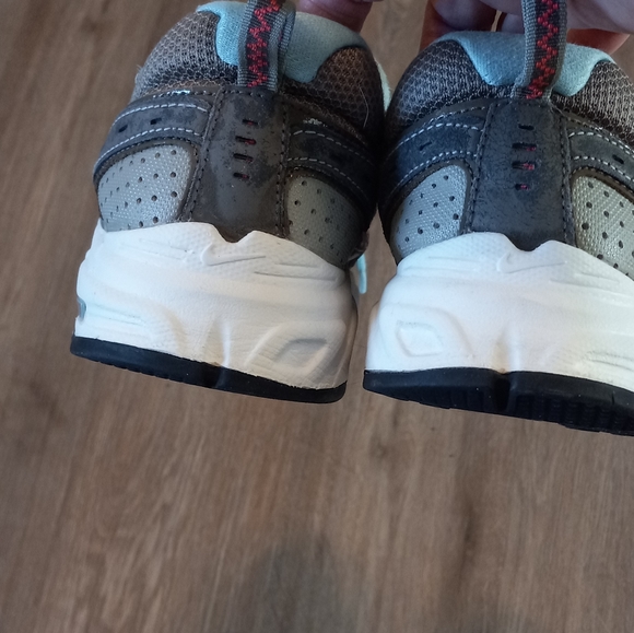 Nike Athletic Shoes - Picture 7 of 8